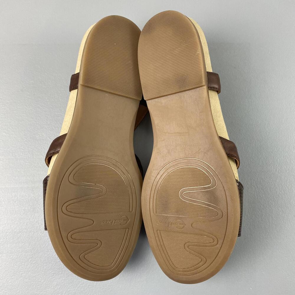 Earthies Brown Sandals - Picture 9 of 10